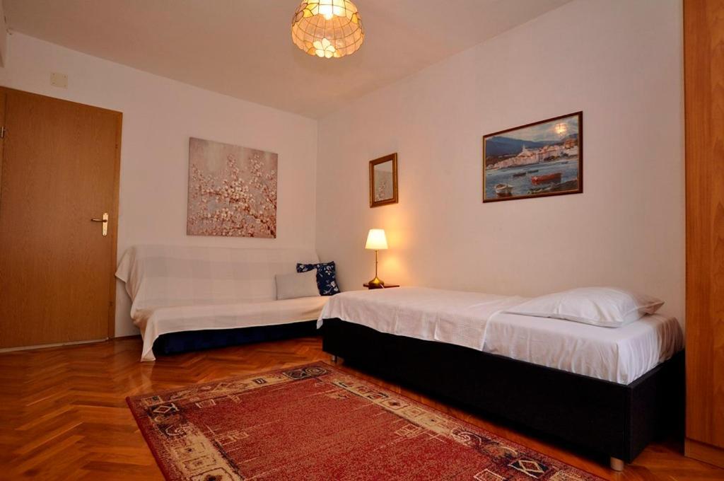 Apartmani More ドルヴェニク エクステリア 写真