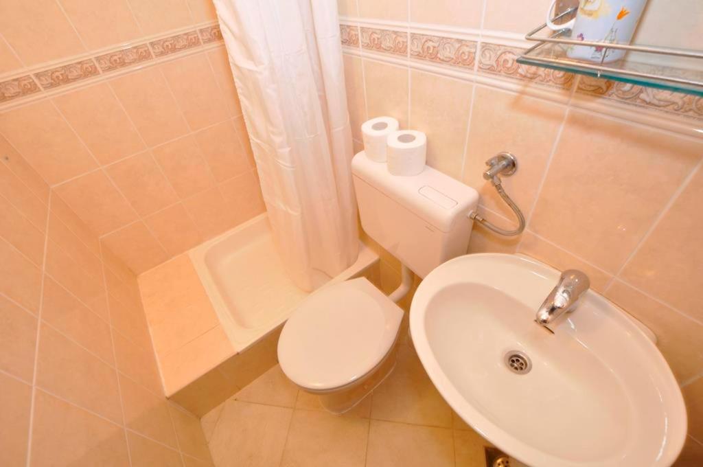 Apartmani More ドルヴェニク エクステリア 写真