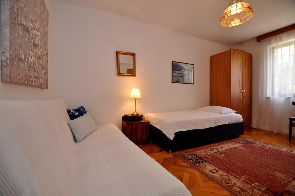 Apartmani More ドルヴェニク エクステリア 写真