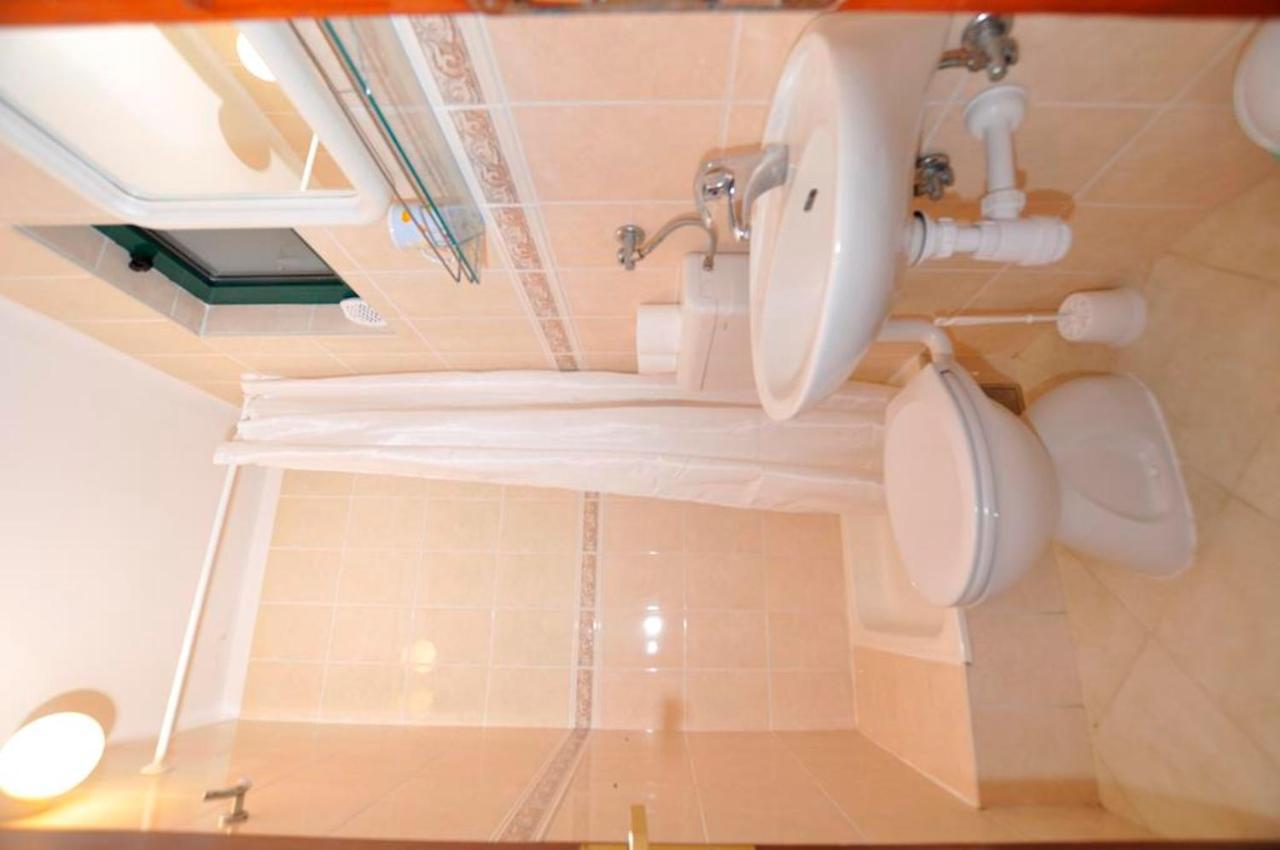 Apartmani More ドルヴェニク エクステリア 写真